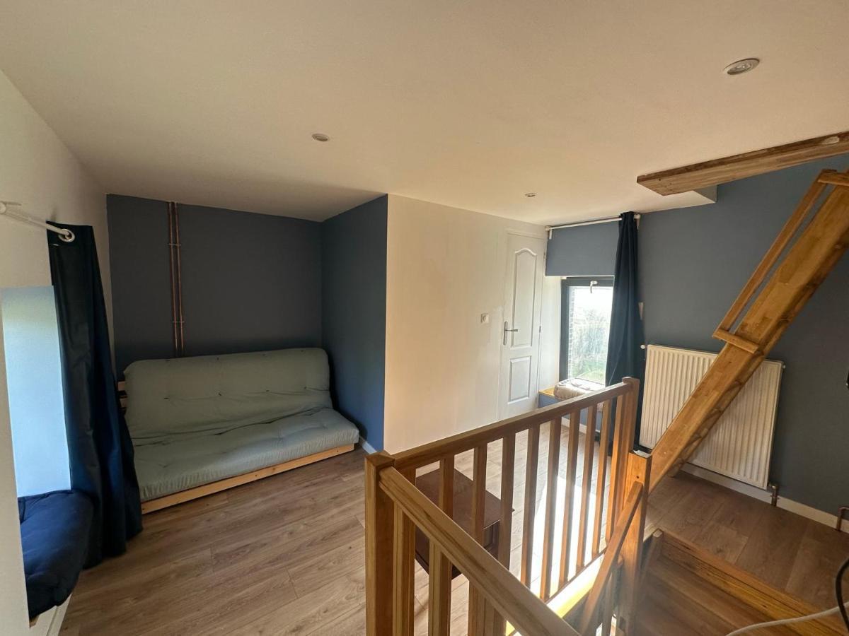 Gite Confortable Au Milieu Des Pres - La Ferme De Montigny Neauphe-Sur-Dive Ngoại thất bức ảnh