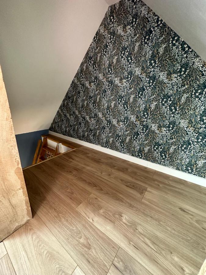 Gite Confortable Au Milieu Des Pres - La Ferme De Montigny Neauphe-Sur-Dive Ngoại thất bức ảnh