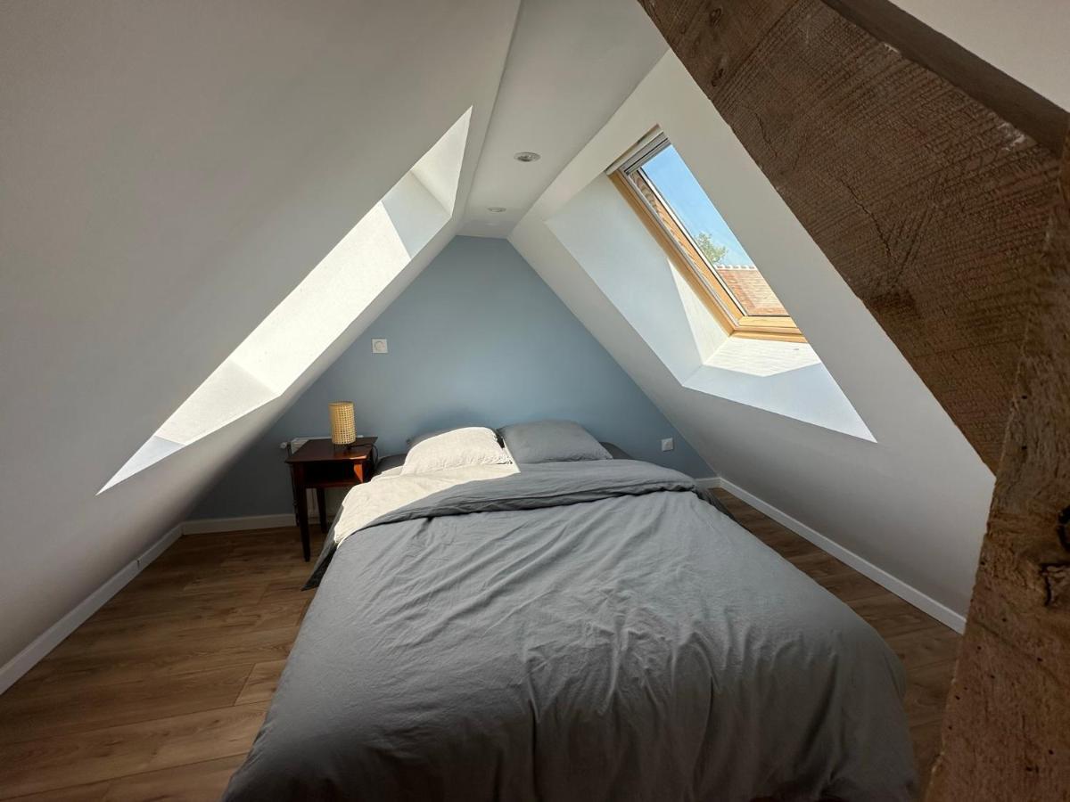 Gite Confortable Au Milieu Des Pres - La Ferme De Montigny Neauphe-Sur-Dive Ngoại thất bức ảnh